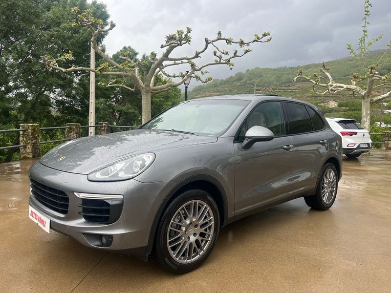 Porsche Cayenne 2016 - foto 1