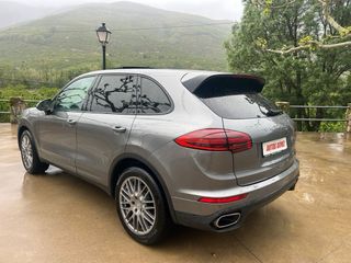 Porsche Cayenne 2016