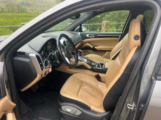 Porsche Cayenne 2016