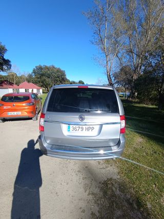 LANCIA Voyager 2.8 CRD GOLD 2013