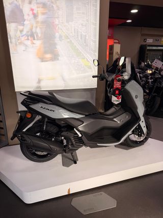 YAMAHA NMAX TECH MAX 125 (2026)