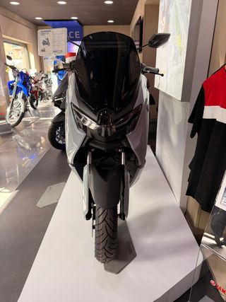 YAMAHA NMAX TECH MAX 125 (2026)