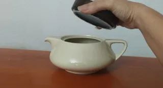 Tetera Jarra Cerámica Vintage Minimalista 500 ml.