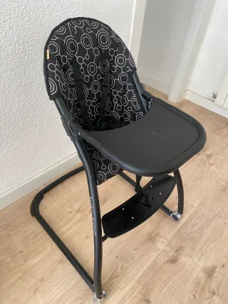 Trona para bebé con funda estampada