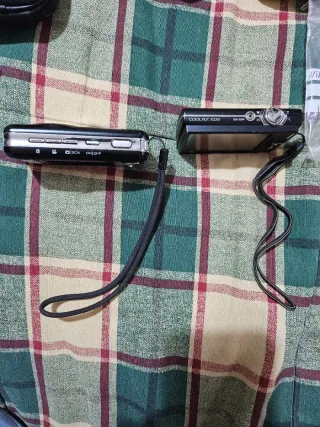 Lote 2 Cámaras Digitales Kodak y Nikon