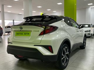 Toyota C-HR Advance 1.8 125He-CVT HEV Espectacular