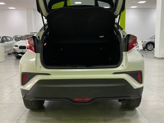 Toyota C-HR Advance 1.8 125He-CVT HEV Espectacular