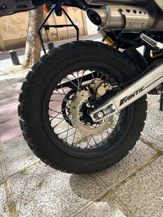 Neumático de detrás Pirelli Scorpion Rally STR