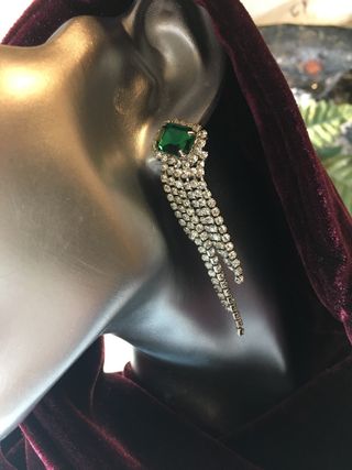 Pendientes largos fiesta con piedras verdes