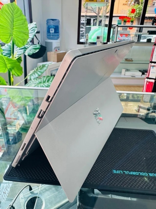 Microsoft Surface Pro 6 128GB 8GB RAM