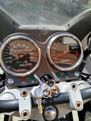 Suzuki GS 500 F Sportbike Negra/Gris