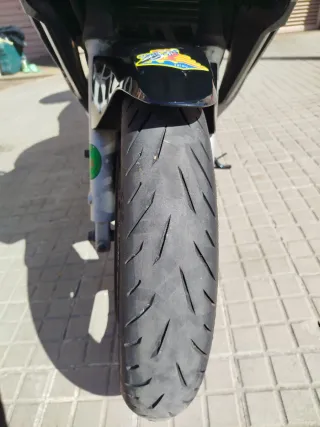 Suzuki GS 500 F Sportbike Negra/Gris