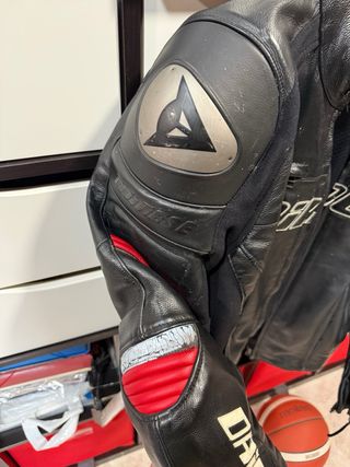Cazadora Cuero Dainese Talla 58