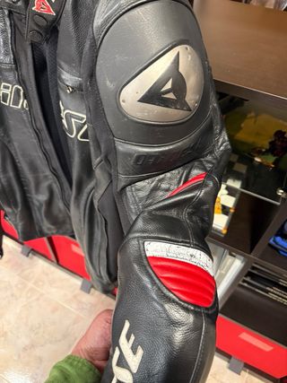 Cazadora Cuero Dainese Talla 58