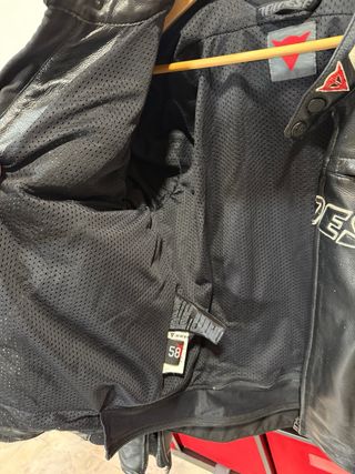 Cazadora Cuero Dainese Talla 58