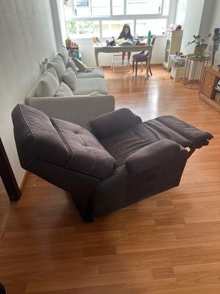 Sillón reclinable eléctrico marrón