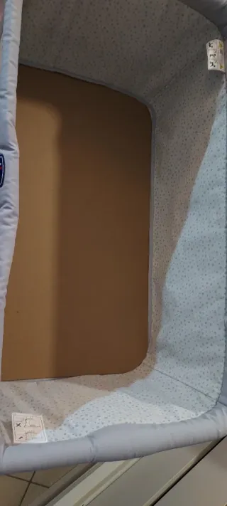 Minicuna de bebé. Chicco