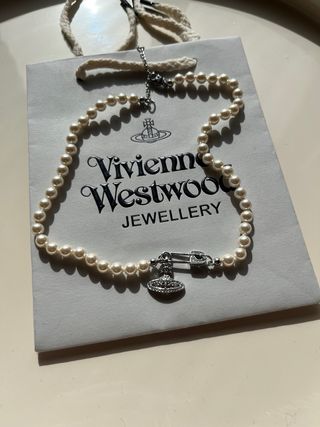 Collar Vivienne Westwood Orb Plata y Dorado