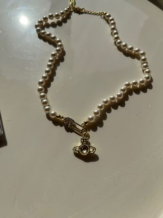 Collar Vivienne Westwood Orb Plata y Dorado