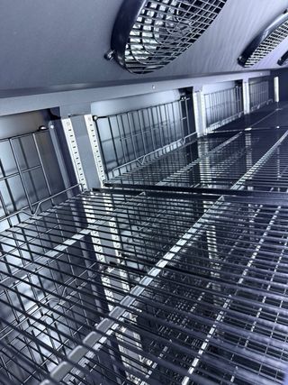 CONGELADORES VERTICALES AFANEH DE 1,2,3,4 PUERTAS