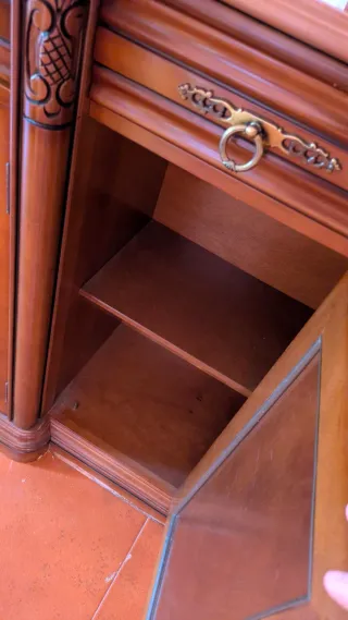 Mueble de entrada con mármol