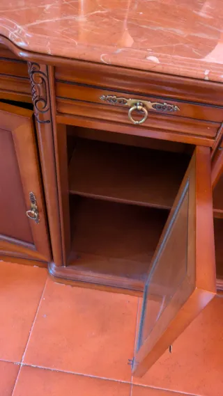 Mueble de entrada con mármol