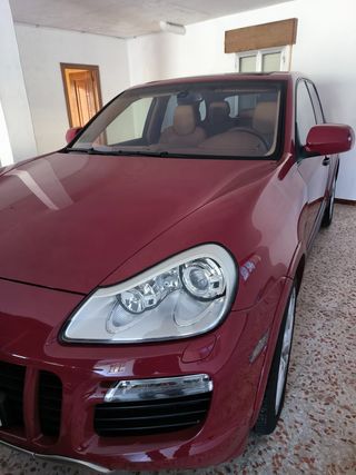 Porsche Cayenne 2010