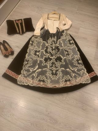 Traje Huertana Negro Terciopelo TS