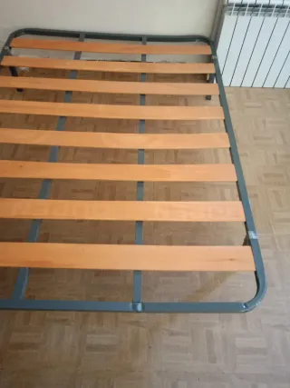 Somier 135cm Metal y Madera