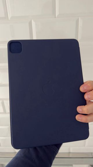 iPad Air 4 256 GB Azul con funda original