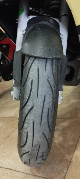 BMW K1200RS Amarilla y Gris