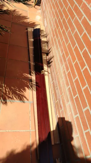 Se venden 2 puertas  de madera y regalo otra