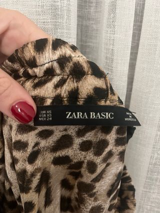 Falda midi plisada animal print