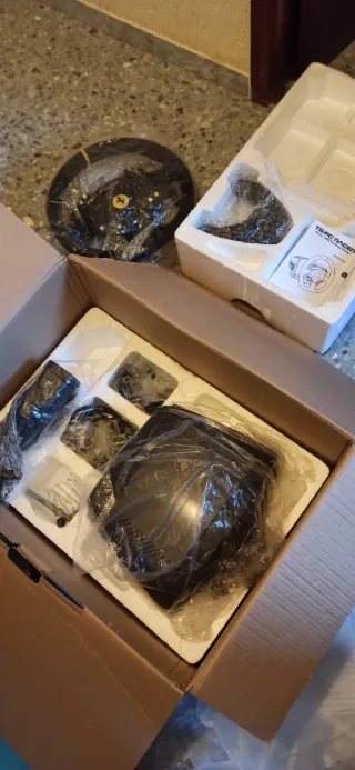 Volante Thrustmaster TS-PC Racer Ferrari