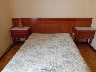 REGALOMuebles de dormitorio de madera