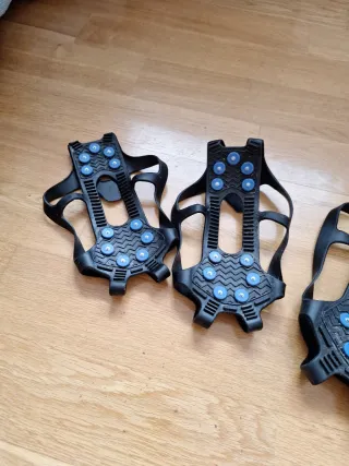Set di ramponi per ghiaccio