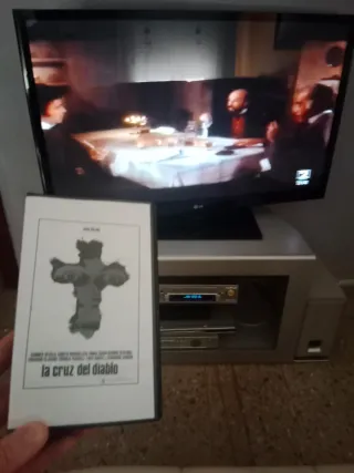 VHS La Cruz del Diablo (grabada n tv buena imagen)