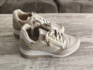 Zapatos Beige Doradas  Cremallera. Venta en mano
