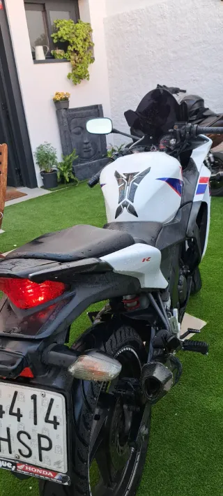 Honda CBR125R
