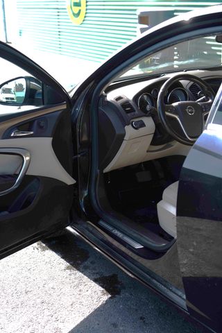 Opel Insignia 2011.