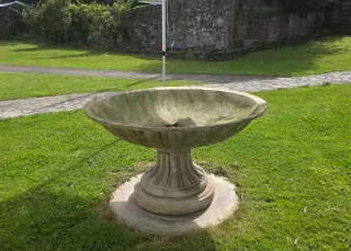 Jardinera/Fuente Piedra Clásica de jardín