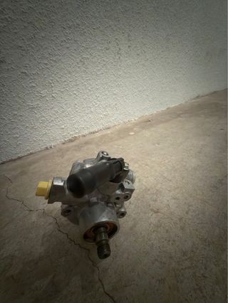 Bomba de dirección Subaru