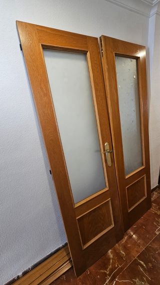 Puertas de Salón Madera con Cristal