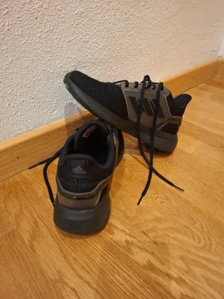 Zapatillas Adidas Negras Talla 40 Sin Caja