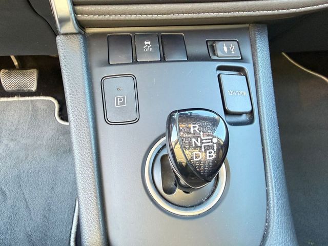 Toyota Auris 140H Hybrid Active (Business Plus) 100 kW (136 CV)