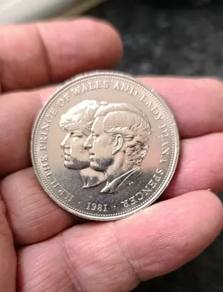 Moneda Boda P. Gales 1981