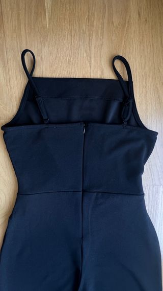 Mono negro tirantes con cinturón “Kiomi”