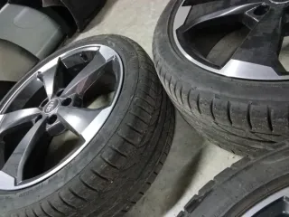 Llantas originales Audi Rotor 19 con Neumáticos