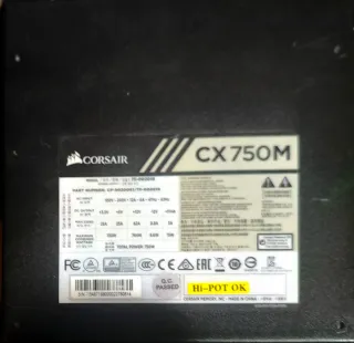 Corsair CX750M Fuente de Alimentación