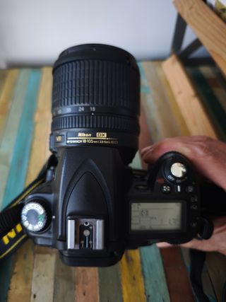 Nikon D90 + Objetivo 18-105mm VR <50K disparos